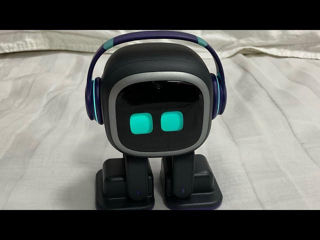 Emo Robot Desktop Pet (Unboxing Video and Setup)