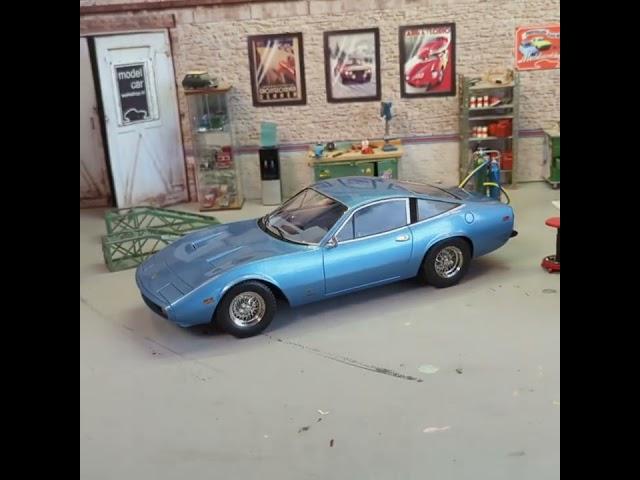 1:18 Ferrari 365 gtc/4 personalized by Model Car Workshop