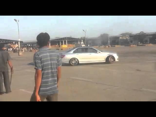 mercedes car stunts india