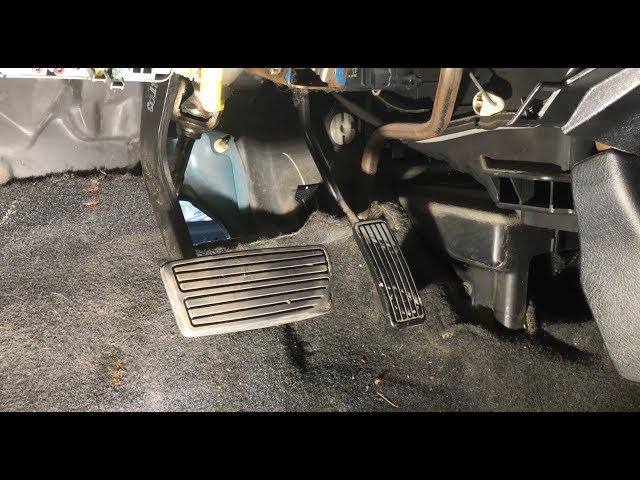 K20 EG Removing pedal assembly 1-10