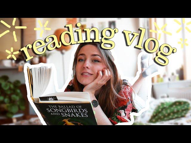 waiting for a package and cozy reading times  | reading vlog #9