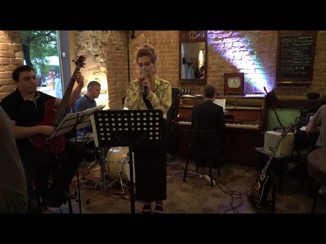 Анастасия Шитлина "Polkadots and moonbeams "