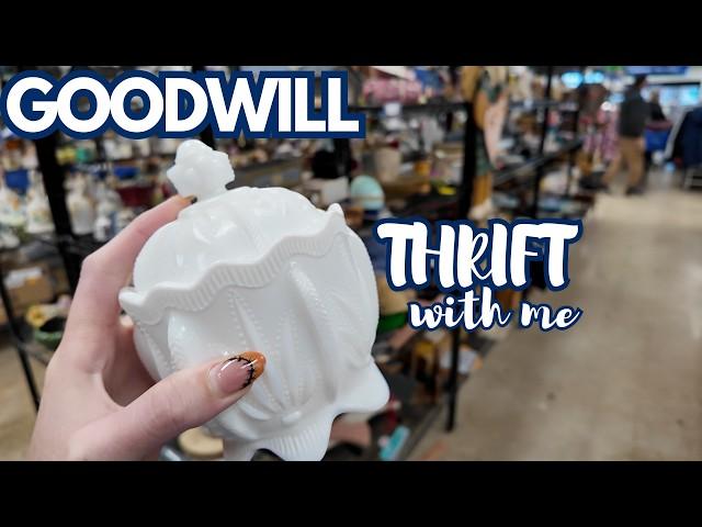 It's Been A HOT MINUTE | Goodwill Thrift With Me + Carlisle Antique Show | Reselling