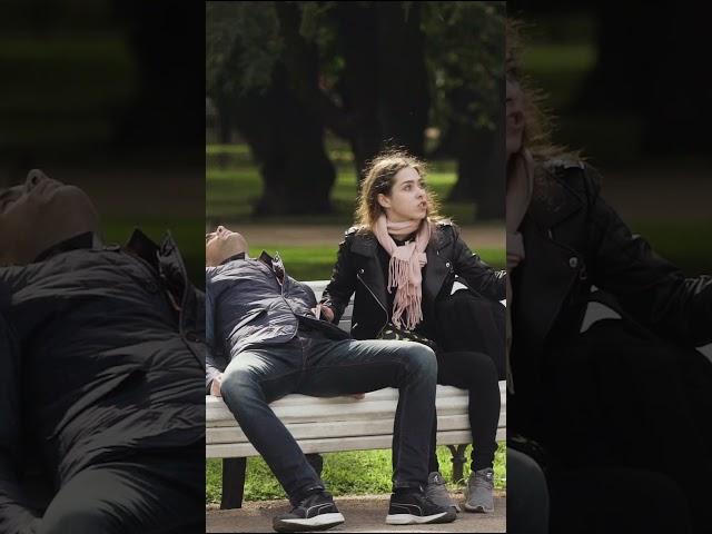 Сломал шею пранк / приколы над людьми #shorts #пранки