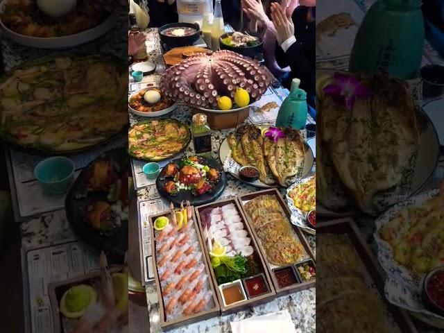 Korean Food Party with Family #youtubeshorts #viral #koreanfood #korea #short #shorts 