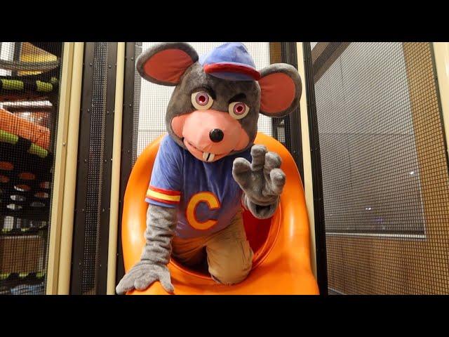 Chuck E Cheese Attacked In Park Caught On Camera