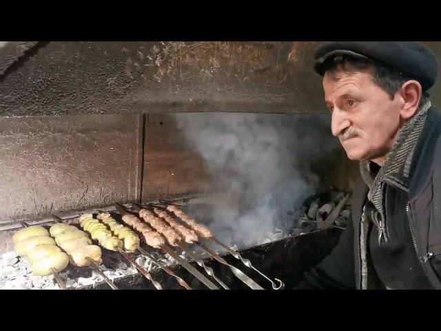 The most delicious dishes prepared on the street