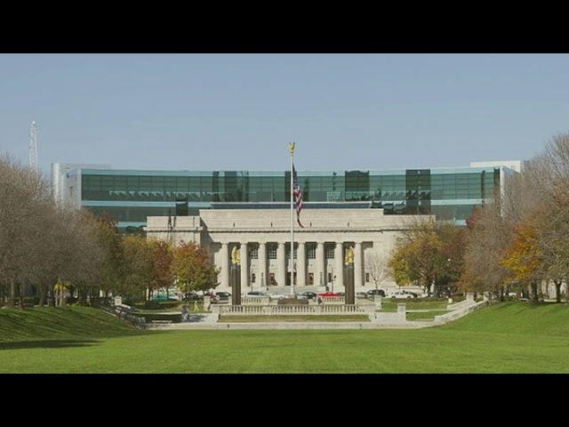 INDIANAPOLIS PUBLIC LIBRARY