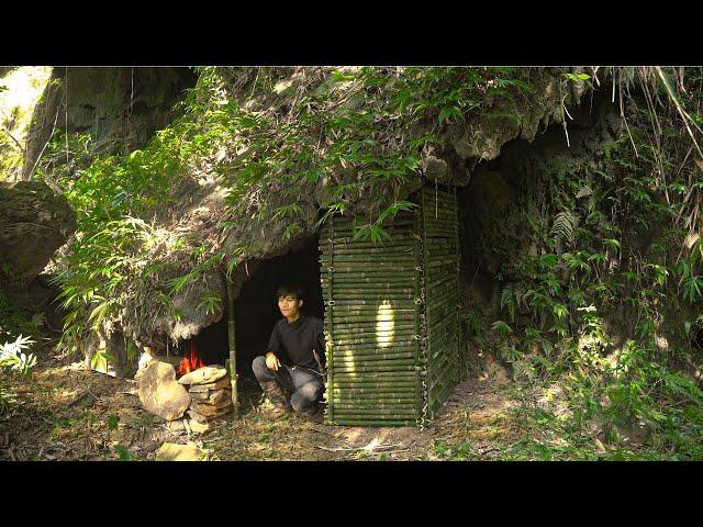 3 DAYS solo Survival CAMPING. Built a CAVE with Fireplace, Survival Shelter. Fishing, Catch and Cook