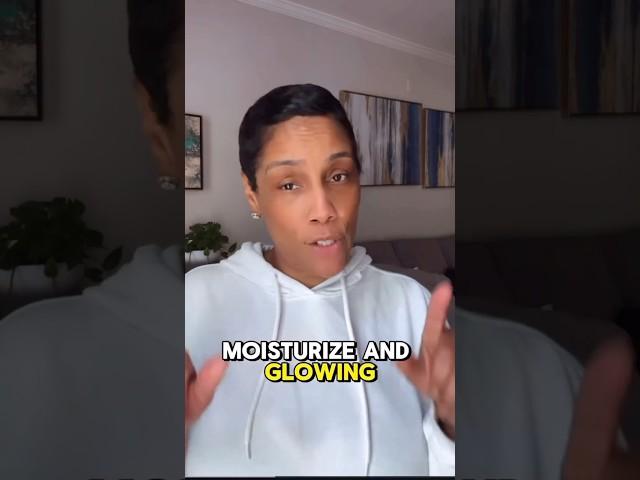 How I keep my skin glowing over 40: ShowerEnvy Review #antiaging #healthyskin