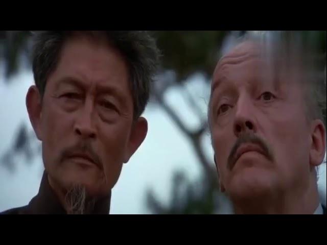 《龙争虎斗》李小龙vs洪金宝，经典搏斗片段！