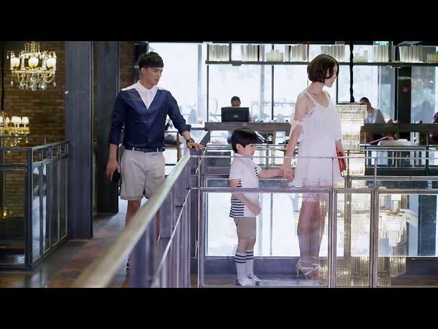 離婚五年，再遇妻子看著她身邊的男孩，丈夫才知道這是他的親生孩子！#chinesedrama #中國電視劇