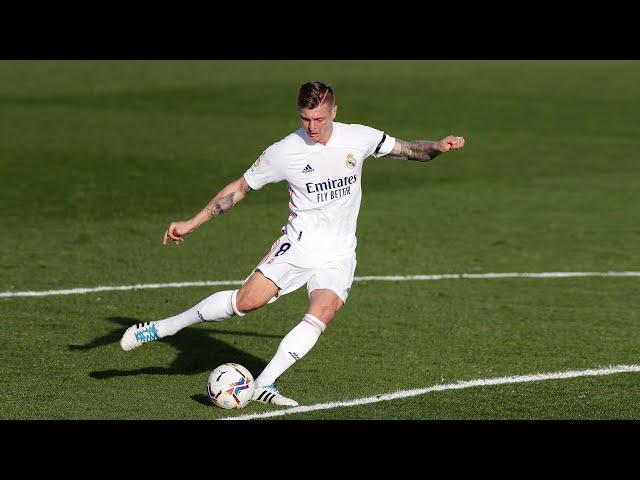 Why Toni Kroos Is a Football Professor
