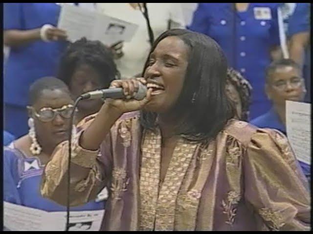 I Surrender My All - Lucinda Moore (GMWA Women of Worship 2000)