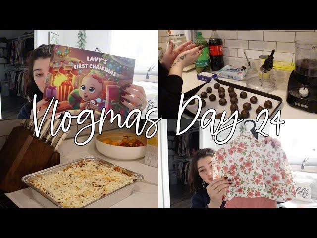 What Lavender Got For Christmas + Prepping for Christmas Dinner, 5 Cheese Lasagna  | Vlogmas Day 24