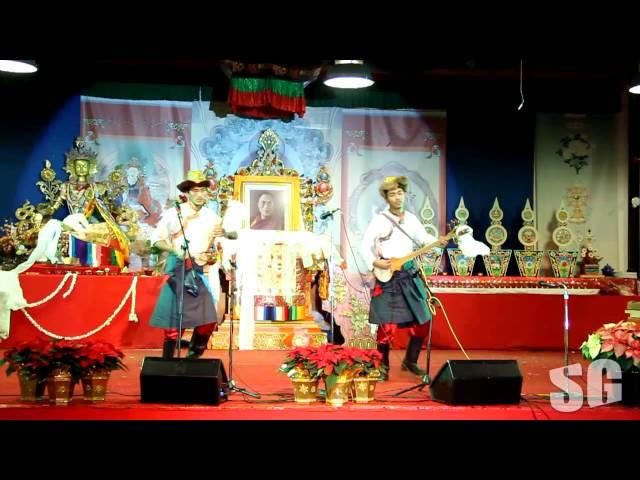 Tibetan folk dance