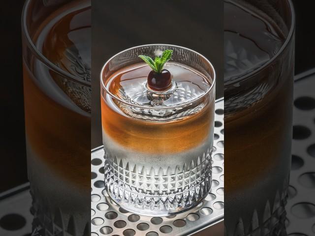 Perfect Easy Cocktail Garnish #shorts
