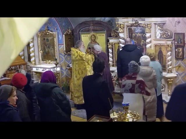 Молебен с акафистом Успению Пресвятой Богородицы. Храм Успения в Путинках.