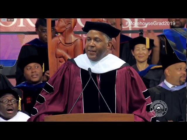 Billionaire Robert F . Smith Pays Off Morehouse Graduates Student Loans