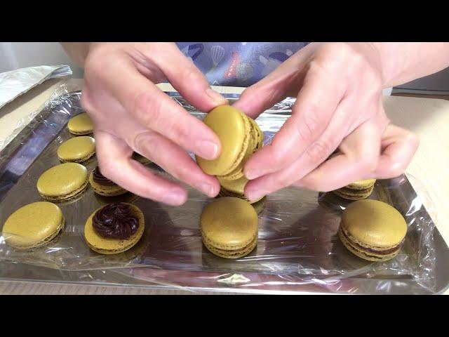 ONE EGG! 24 pieces 12 pairs No need to dry Macarons Just filling chocolate so easy