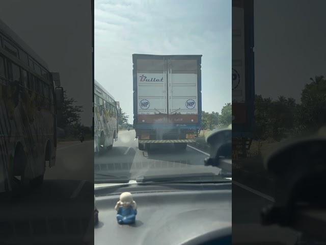 Lorry keeping wrong side at National highway. Salem to coimbatore route #travelstoryfood