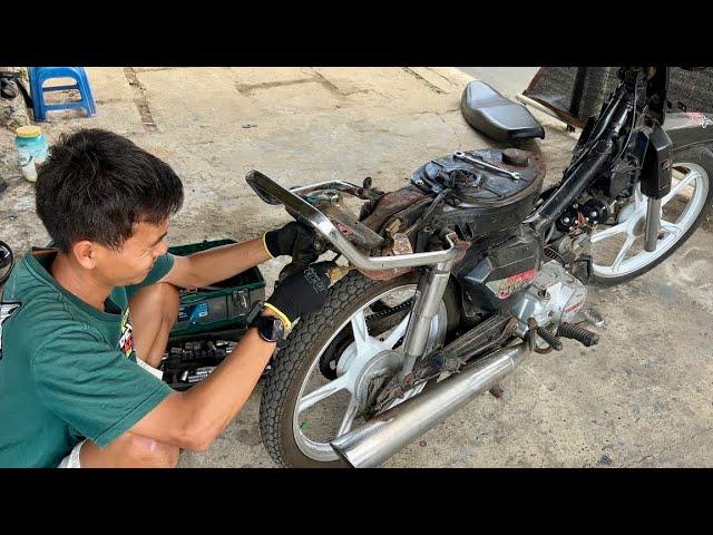 AMAZING PROCESS RESTORATION of HONDA ASTREA PRIMA (DREAM ) 1991