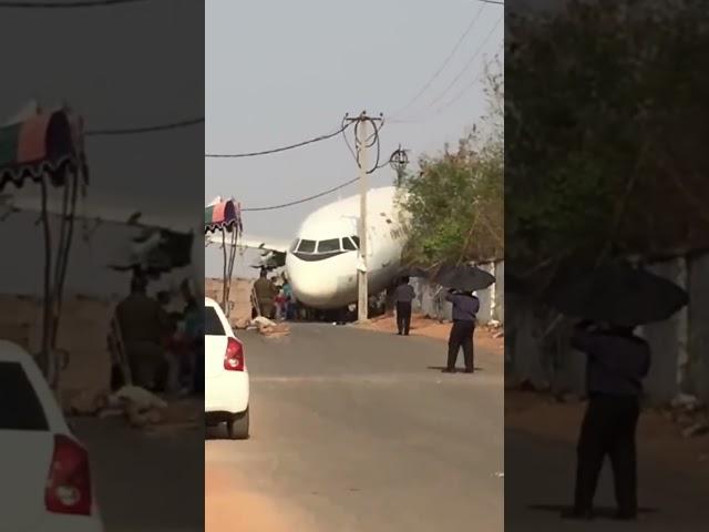 The plane was landed in the street! | Aeroplane Accident in India | Janmejay Films