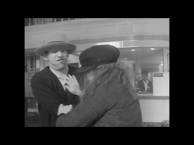 Fairytale of New York (edit) (feat. Kirsty MacColl)