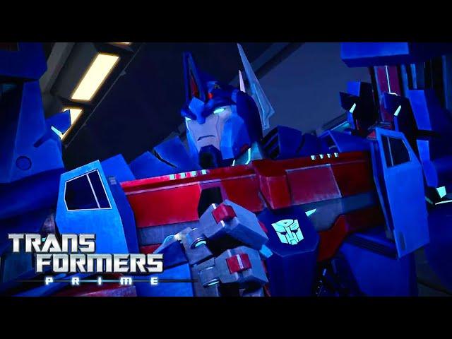 Transformers: Prime | Ultra Magnus Arrives! | Compilation | Animation | Transformers Official