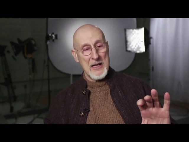 BEST STORY EVER: James Cromwell Explains How A Pig Changed His Life