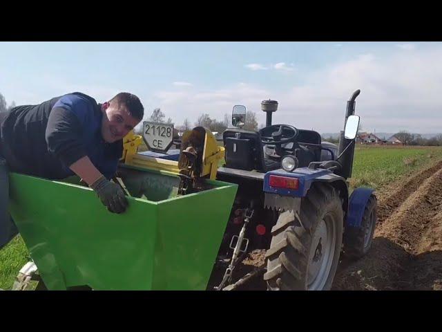 Трактор ДВ 404) работает сам на картошке, отзыв