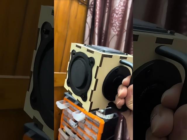 Handle diy speaker cube