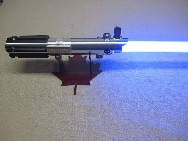 ESB Graflex Lightsaber with Crystal Reveal Chassis