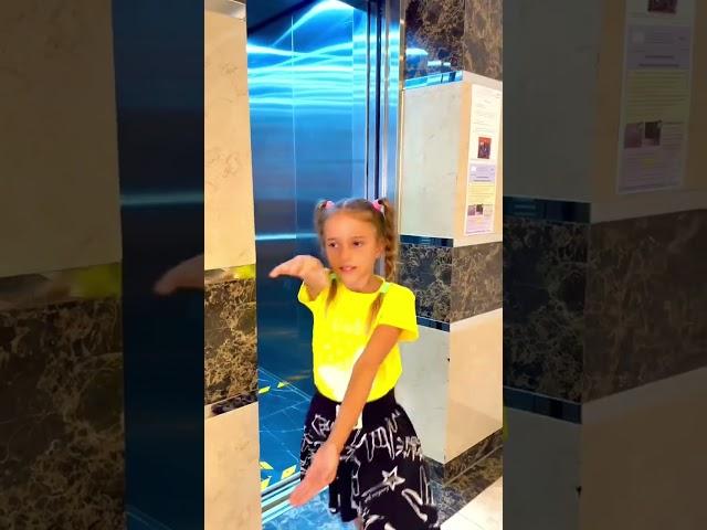 Unlucky  she lost size  #funny #funnyvideos #family #comedy #tiktok #funnyfamily