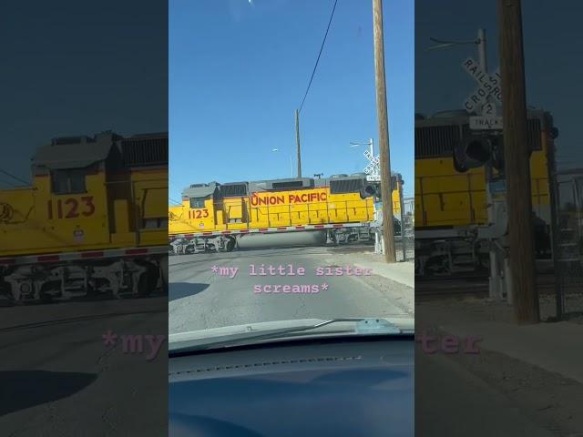 A short freight train my mom caught #train #railcar #railwaycar #automobile #railroad #railroaders