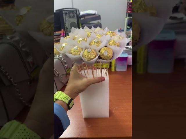 How to make ferrero rocher bouquet with baby breath 