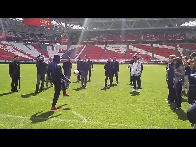 Ronaldinho and Jay-Jay Okocha in Kazan Arena