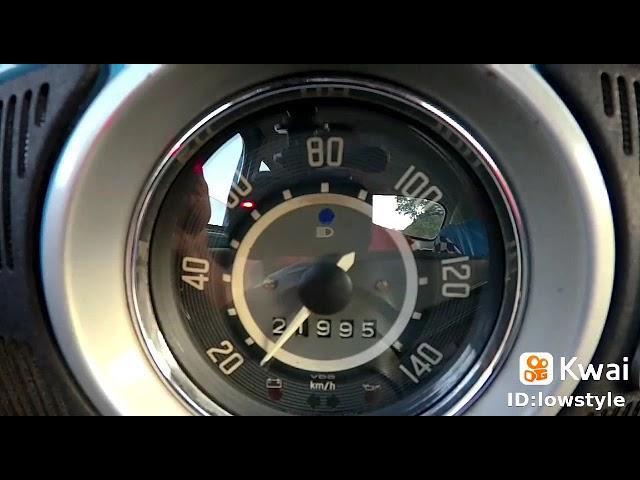Fusca de 0 a 100km/h em 2 segundos.
