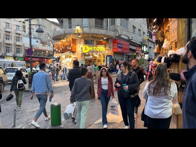 Early evening walk in downtown of Amman in Jordan | King Hussein Street, King Faisal Square