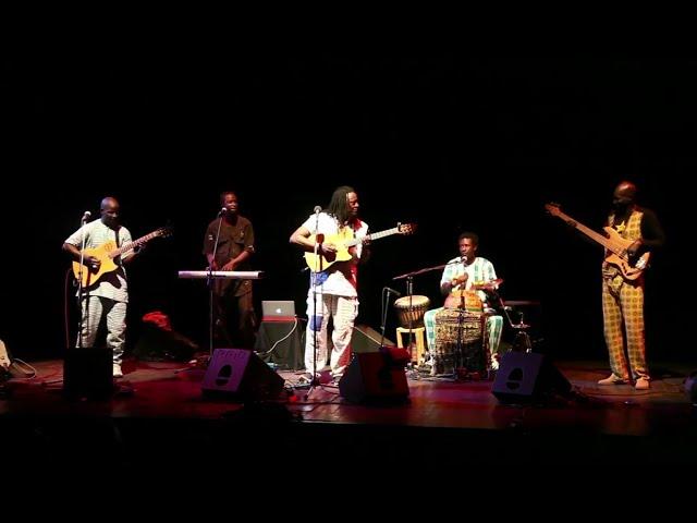 Habib Koité - Bolo Mala (Live in Mali) [2014]