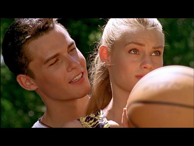 Zoey & Brandon | Foreigner - I want to know what love is | Lightning point(Alien surfgirls)