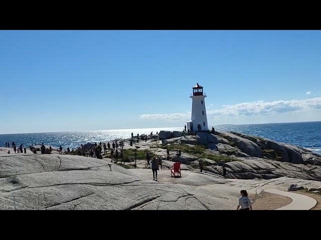 Pegg's Cove - Lighthouse - Viewing deck - Nova Scotia