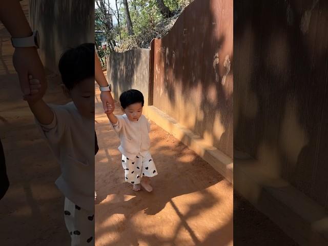 아기도 같이 하는 맨발걷기 #농다리 #진천 #맨발걷기 #아기 #일상 #육아