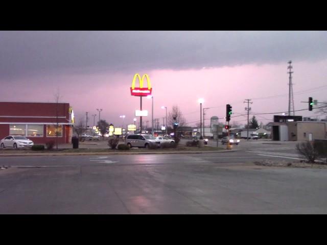 Grundy County Tornado Warning with Sirens 2/28/2017