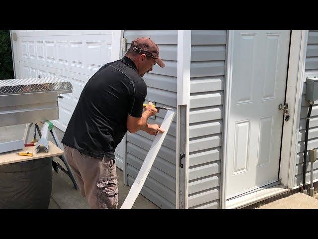 How To Replace A Vinyl Siding Corner