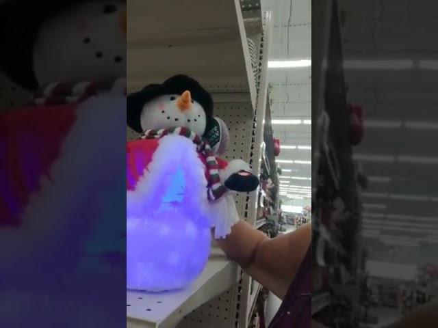 MaryAnn Christmas  shopping!