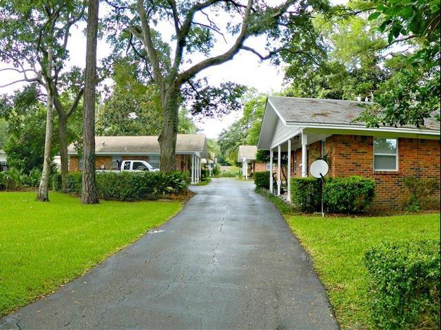 5 Rental Homes plus Main Waterfront Home For Sale - 541 E. Miracle Strip Parkway, Mary Esther, FL