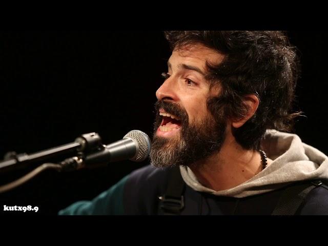 Devendra Banhart - Taking a Page (Live in KUTX Studio 1A)