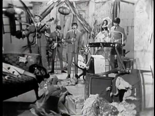 The Animals - We Gotta Get Out Of This Place (Live, 1965) UPGRADE 