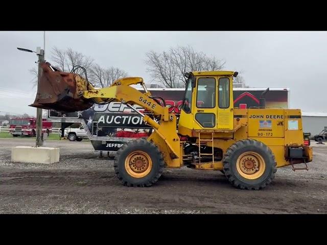 DEERE 544E For Sale